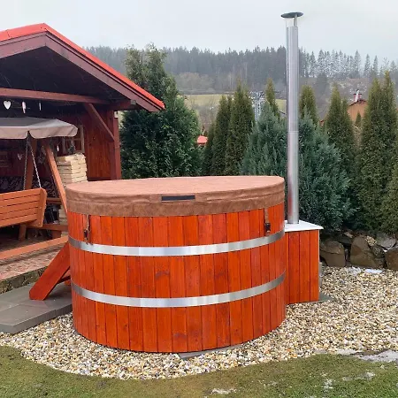 Nella S Virivkou A Saunou Liptovska Sielnica
