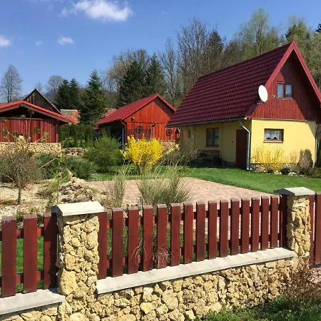 Nella S Virivkou A Saunou 아파트