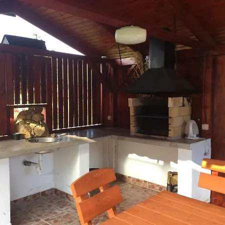 Nella S Virivkou A Saunou Apartament *